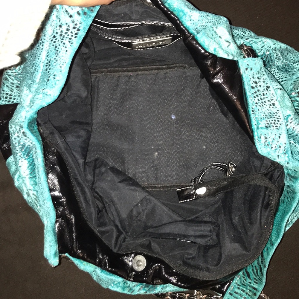 Blue turquoise larger purse bag Nicole Miller used - Picture 5 of 5